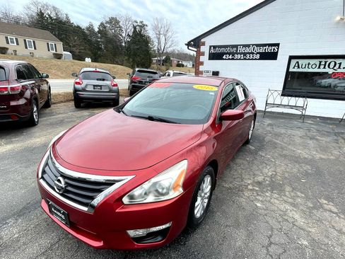 Used 2015 Nissan Altima 2.5 S w/ Sport Value Package image 15