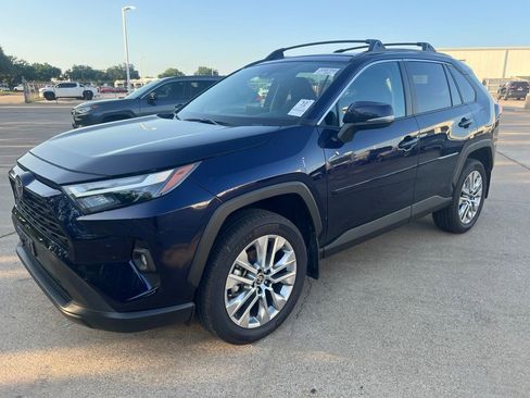 Used 2025 Toyota RAV4 XLE Premium FWD image 1