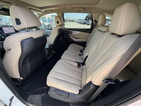 Used 2026 Acura MDX FWD image 12