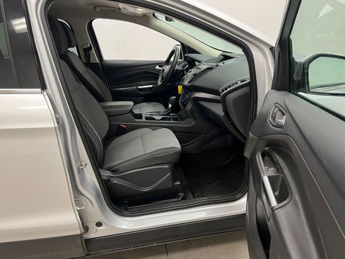 Used 2017 Ford Escape SE AWD/4WD image 24
