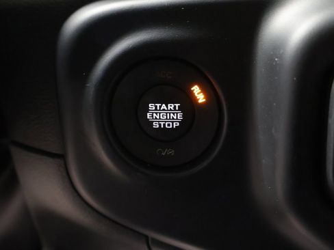 Certified 2022 Jeep Wrangler Rubicon w/ Cold Weather Group image 23