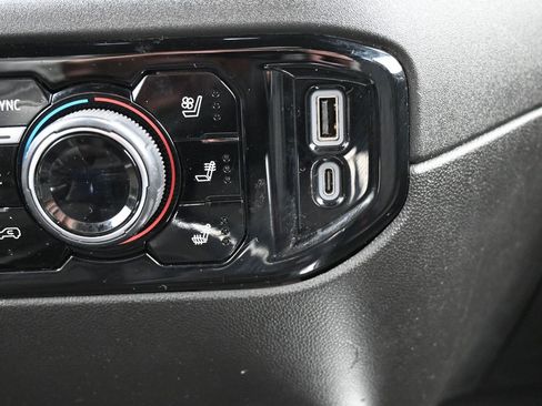 Used 2024 Chevrolet Silverado 1500 LTZ image 18