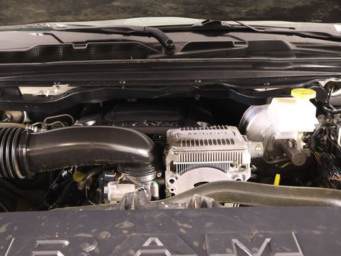 Used 2024 RAM 1500 Big Horn AWD/4WD image 19