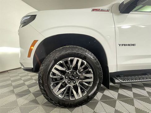 Used 2026 Chevrolet Tahoe Z71 w/ Comfort Package AWD/4WD image 25