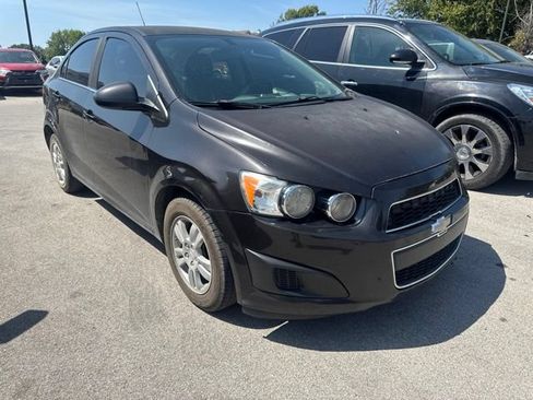 Used 2015 Chevrolet Sonic LT FWD image 1
