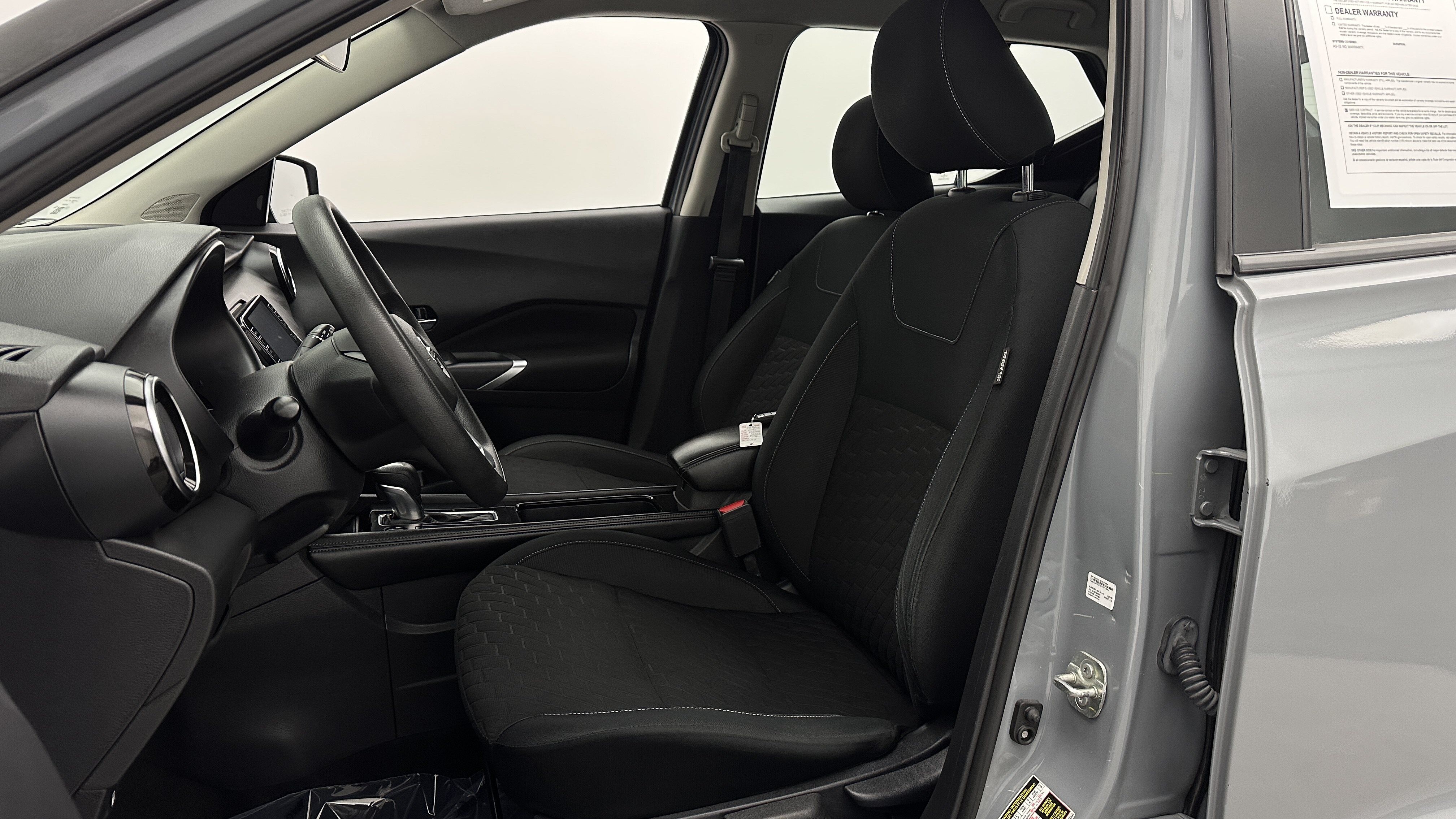 Used 2021 Nissan Kicks SV FWD image 13