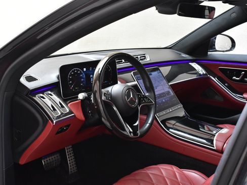 Used 2022 Mercedes-Benz S 580 4MATIC Sedan image 12