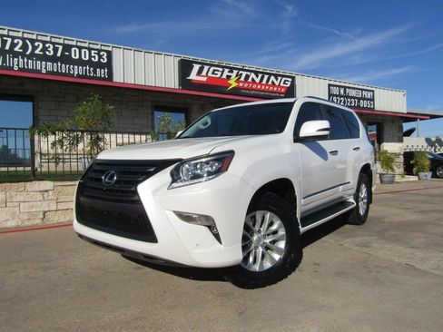 Used 2017 Lexus GX 460 image 1