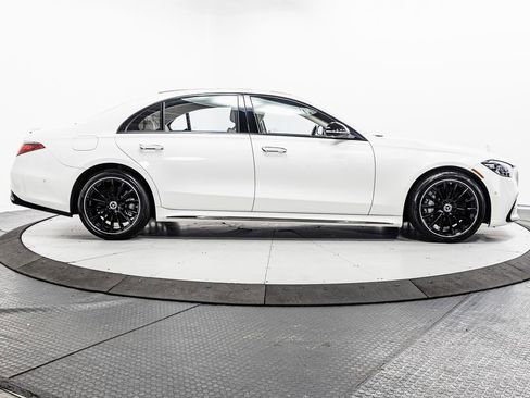 Used 2023 Mercedes-Benz S 580 4MATIC Sedan image 37