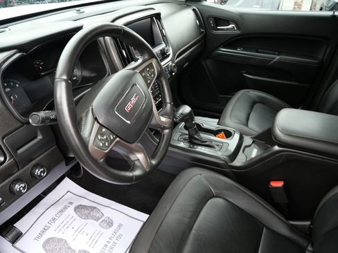 Used 2021 GMC Canyon AT4 w/ Driver Alert Package AWD/4WD image 12