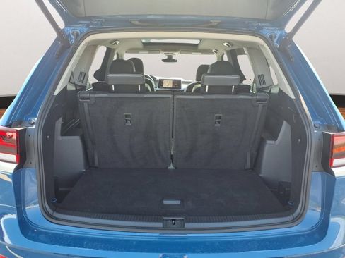Used 2025 Volkswagen Atlas SEL Premium R-Line AWD/4WD image 25