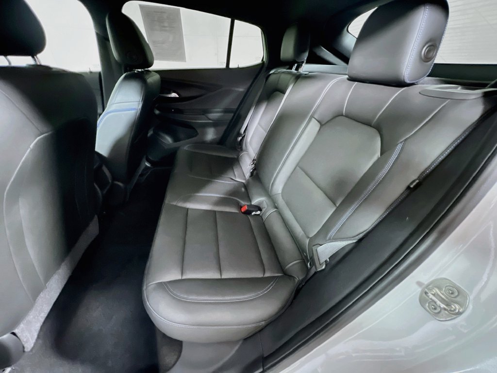 Used 2024 Buick Envista Sport Touring w/ Convenience I Package FWD image 22