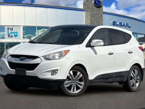 Used 2012 Hyundai Tucson FWD image 1
