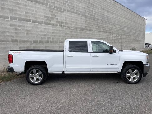 Used 2016 Chevrolet Silverado 1500 LT w/ Max Trailering Package AWD/4WD image 4