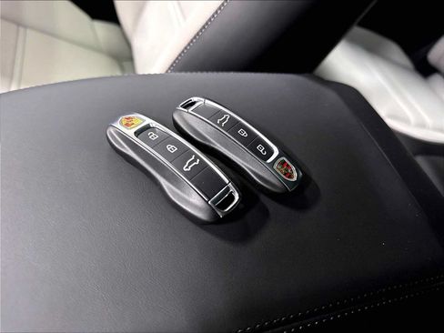 New 2026 Porsche Cayenne AWD/4WD image 37