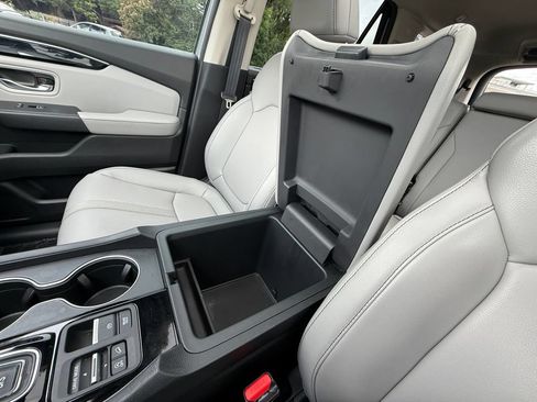 Used 2023 Honda Pilot Touring image 24