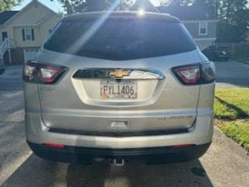 Used 2013 Chevrolet Traverse LS FWD image 4