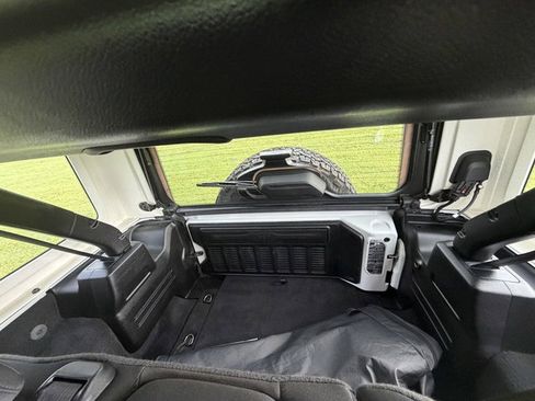 Used 2021 Jeep Wrangler Unlimited Sahara AWD/4WD image 11