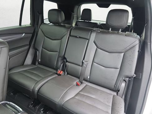 Used 2023 Cadillac XT6 Luxury FWD image 13