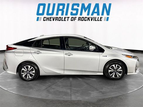 Used 2018 Toyota Prius Prime Advanced image 7