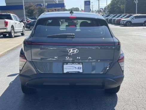 Used 2026 Hyundai Kona SE FWD image 5