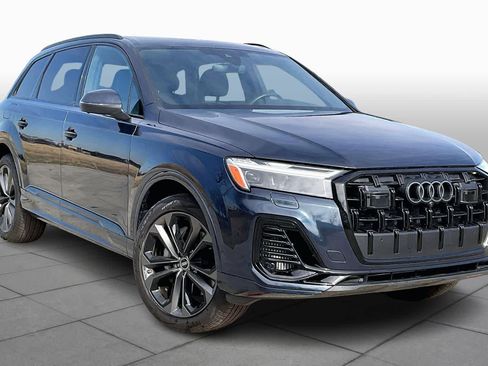 Used 2025 Audi Q7 Premium Plus image 3