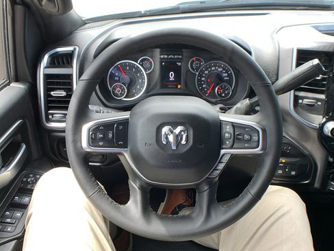 Used 2025 RAM 2500 Big Horn AWD/4WD image 17