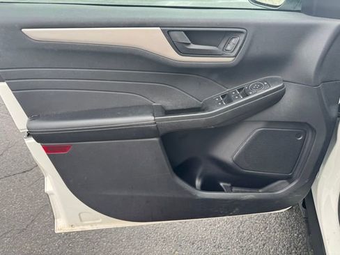 Used 2022 Ford Escape SE w/ Convenience Package image 15