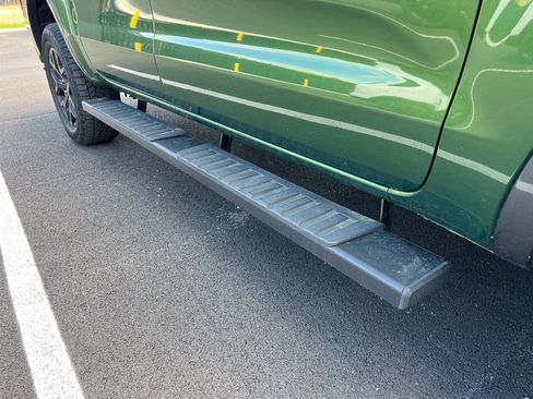 Used 2023 Ford Ranger Lariat w/ Equipment Group 501A High image 9