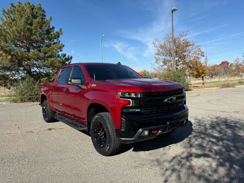 Used 2021 Chevrolet Silverado 1500 LT Trail Boss AWD/4WD image 3