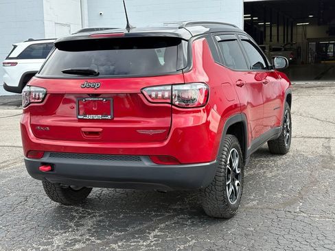Used 2024 Jeep Compass Trailhawk w/ Trailhawk Convenience Group AWD/4WD image 5