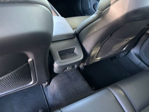 Used 2025 Volvo V60 B5 Cross Country Plus image 24