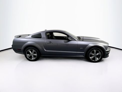 Used 2006 Ford Mustang GT Premium image 4