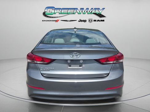 Used 2018 Hyundai Elantra SEL FWD image 3