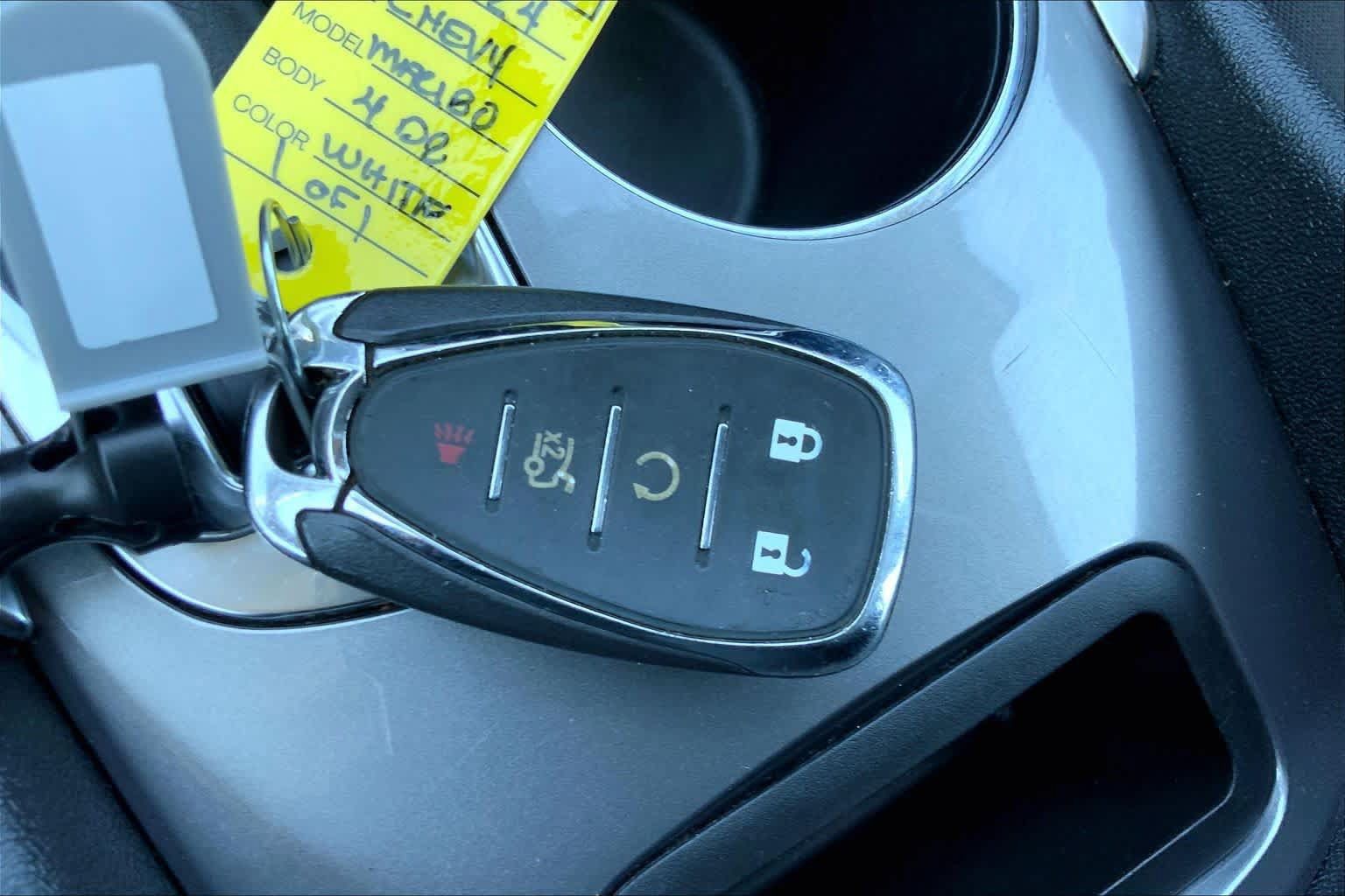 Used 2024 Chevrolet Malibu LT FWD image 14