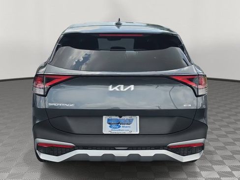 Used 2024 Kia Sportage LX AWD/4WD image 5