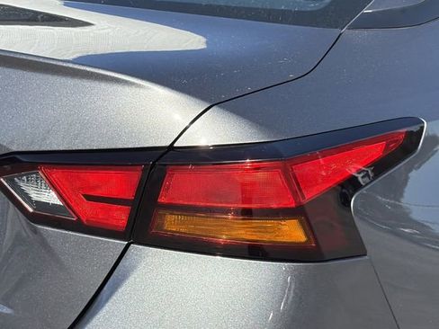 Certified 2025 Nissan Altima 2.5 SV image 24