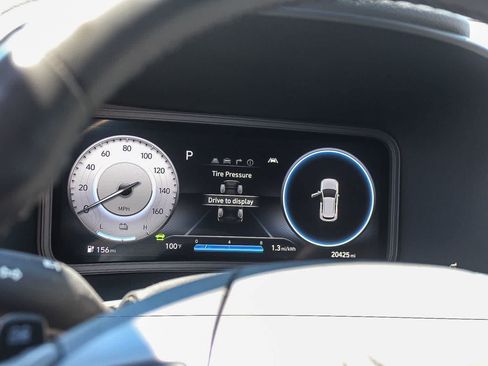 Certified 2023 Hyundai Kona Limited FWD image 28