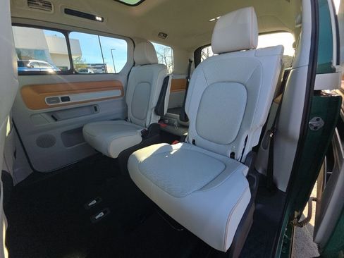 New 2025 Volkswagen ID. Buzz Pro S Plus image 23