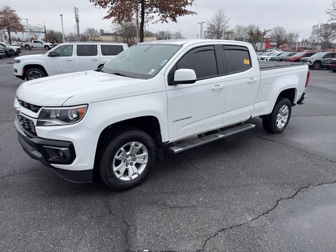 Used 2021 Chevrolet Colorado LT w/ LT Convenience Package image 3