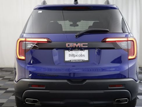 Used 2023 GMC Acadia SLE w/ Elevation Edition FWD image 15