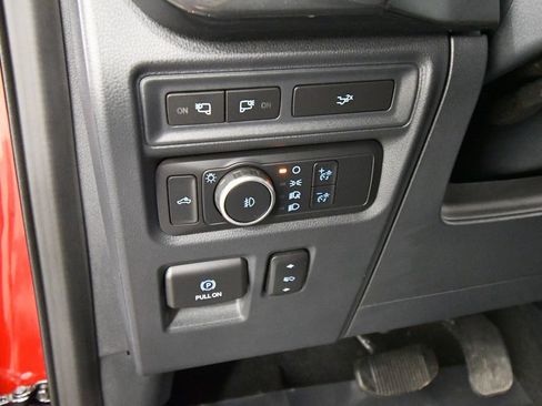 Used 2022 Ford F150 XLT w/ Equipment Group 302A High AWD/4WD image 19