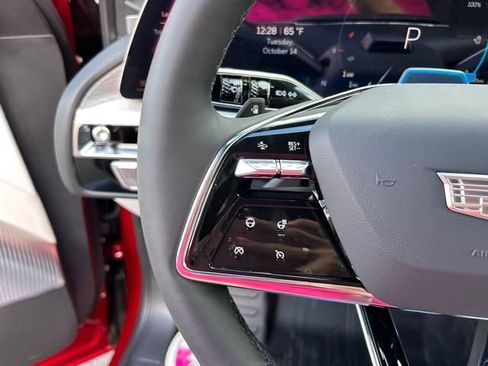 New 2026 Cadillac Lyriq Premium Luxury w/ LPO, Floor Liner Package image 19