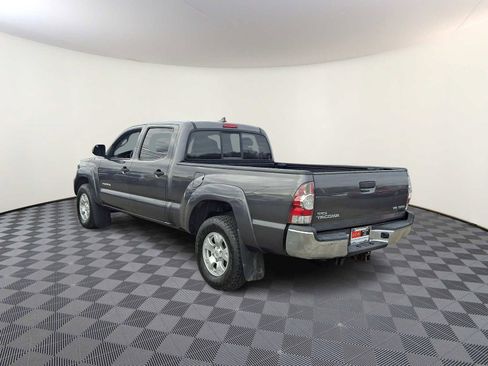 Used 2015 Toyota Tacoma 4x4 Double Cab w/ SR5 Package image 8
