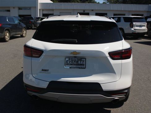 Used 2024 Chevrolet Blazer LT w/ Convenience Package FWD image 7