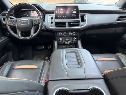 Used 2022 GMC Yukon XL AT4 w/ Technology Package AWD/4WD image 24
