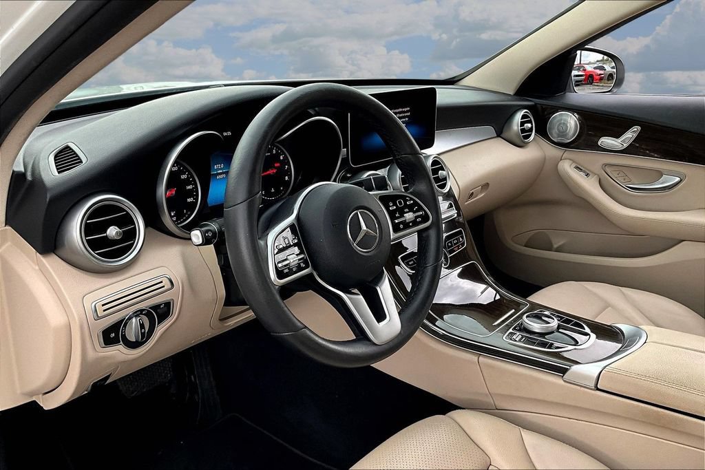 Used 2019 Mercedes-Benz C 300 Sedan image 17