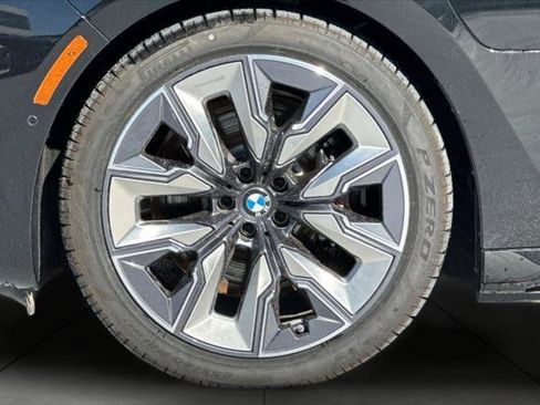 New 2026 BMW 750e xDrive w/ Executive Package AWD/4WD image 25