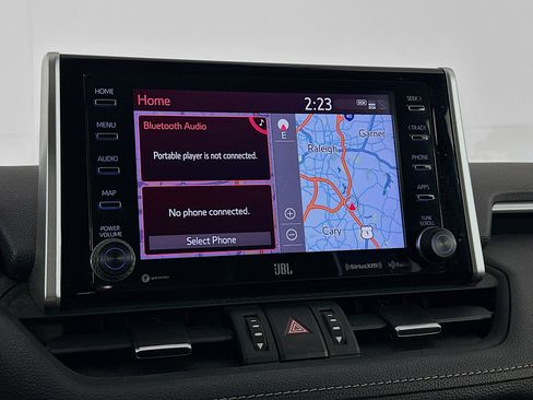 Used 2020 Toyota RAV4 Limited image 21