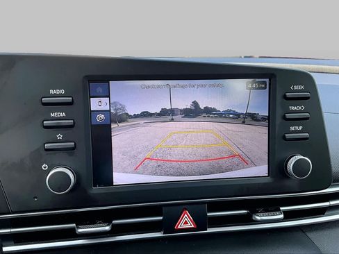 Used 2026 Hyundai Elantra SE FWD image 26